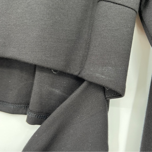 Fore Womens Cut-Out Scoop Neck Cropped Top in Black Size Medium NWT(flaws) - Picture 7 of 10